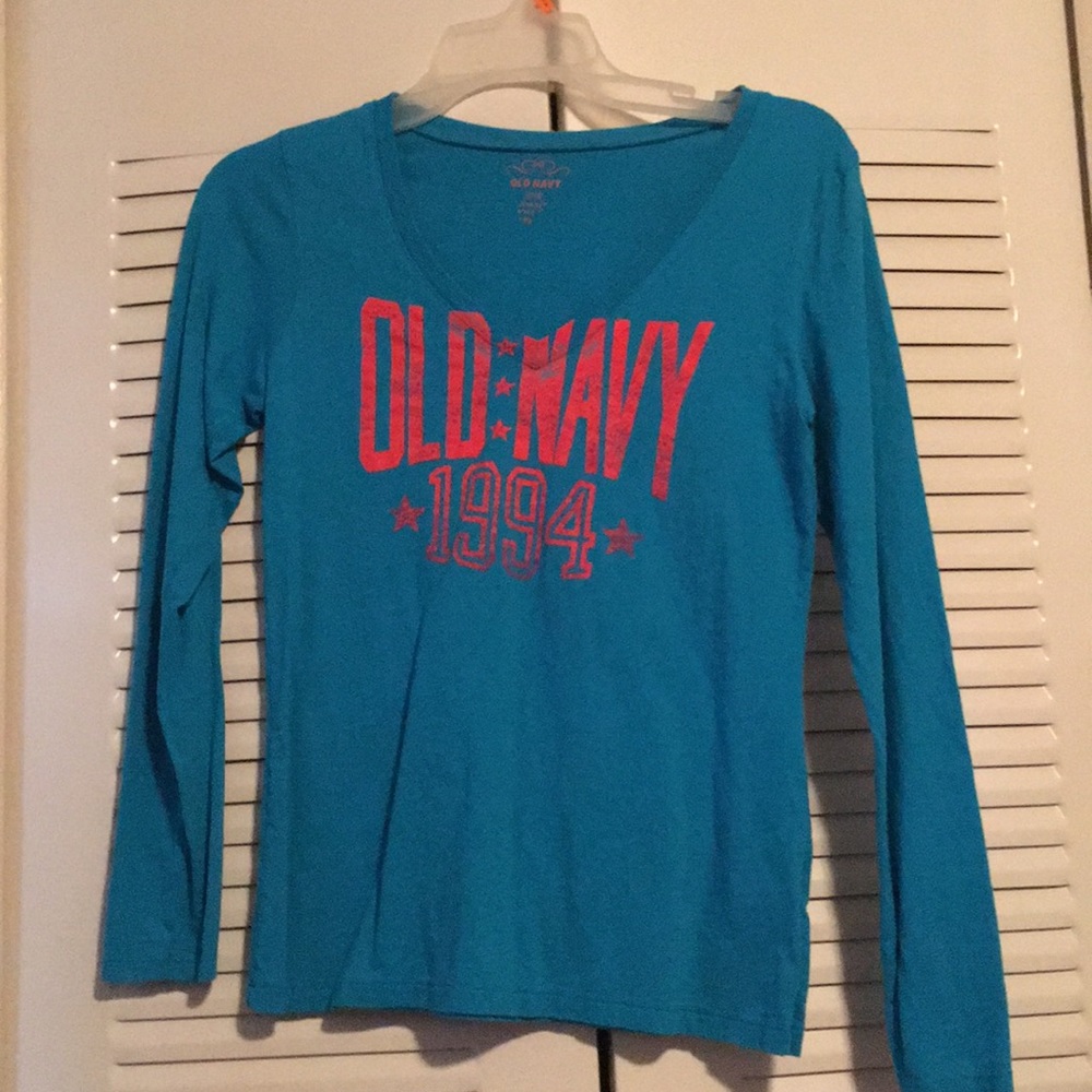 Long sleeve v neck